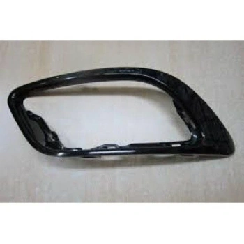 Renault Fluence 2012  Sis Far Çerçevesi Sol Siyah (Makyajlı Kasa) (Oem No:261520694R)