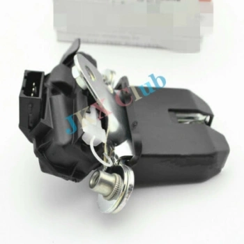 Volkswagen Fabia Roomster 2010  Bagaj Kilidi  (Oem No:5J0827501D)