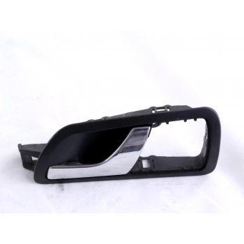 2001-2007 Skoda Fabia Arka Kapı İç Açma Kolu Sol Siyah  (Adet) (Oem No:6Y683922147H)