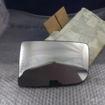 Mercedes Sprt.215,315Cdı,Crafter Om.646 06+ Ve  Ayna Camı Sağ (Ust) (Elektrikli) (Oem No:A0028111833)