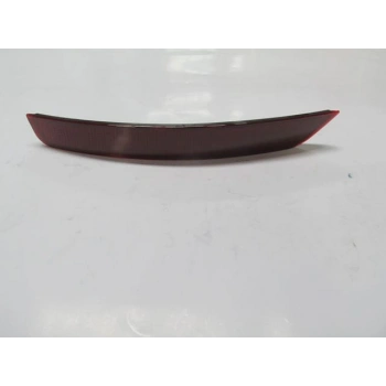 Volkswagen Golf 6 2009-2012 - Arka Tampon Reflektörü Sol Kırmızı (R Serisi) (Oem No: 5K0945105H)