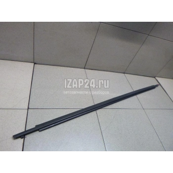 Toyota Auris 2006-2012 Cam Sıyırıcı Dış Ön Sağ Sıyah (Oem No: 7571002130)
