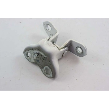 Toyota Corolla - Auris - Hilux (2015 Yılında Çıkan Kasa) Kapı Menteşe 2013-2019 / 2007-2019 / Revo Ön Alt Sağ (Oem No: 6873002070)