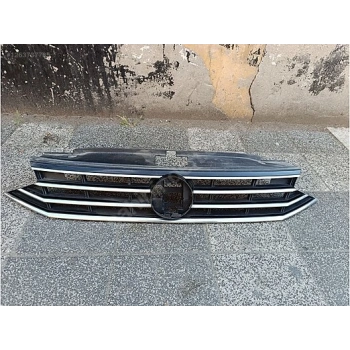 Volkswagen Passat (2020 Yılında Çıkan Kasa) Ön Panjur Nikelaj Kuşaklı Elegance (Oem No: 3G0853651)