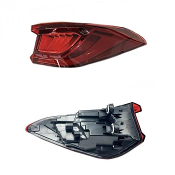 Seat Leon (2020 Yılında Çıkan Kasa) Arka Stop Ledli Sağ (Oem No: 5Fa945208C)