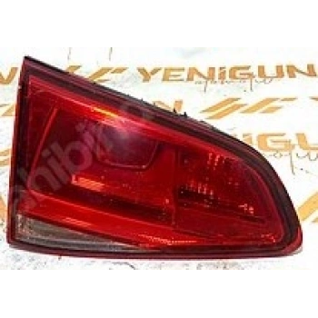 Volkswagen Golf (2012 Yılında Çıkan Kasa) Vıı Arka Stop Kırmızı İç Sol (Oem No: 5G0945093)