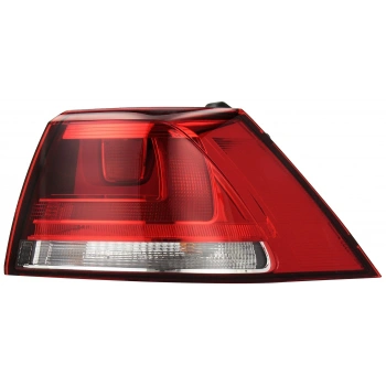 Volkswagen Golf (2012 Yılında Çıkan Kasa) Vıı Arka Stop Kırmızı Dış Sol (Oem No: 5G0945095)