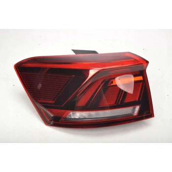 Volkswagen T - Roc Arka Stop Siyah Led Sol (2019 Yılında Çıkan Kasa) (Oem No: 2Ga945095D)