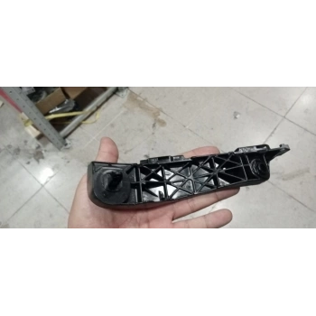 Braket Tampon Rav4 06-09 L Toyota Rav4 (Oem No: 1007Ktm2009002)