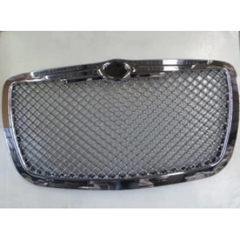 Chrysler 300C- 2005-2008; Ön Panjur Nikelajlı (Bfn) Oem No: (82209852Ac)