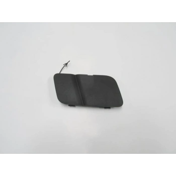 Iveco Daıly- 2012-2014; Ön Tampon Çeki Demiri Kapağı Alt Sağ (Tw) Oem No: (5801362625)