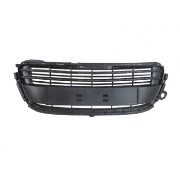 Peugeot  508  2011-2014; Ön Panjur Siyah (Nikelaj Çıtasız) Oem No: (7422.Y6)