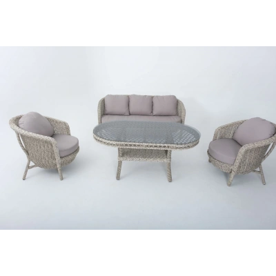 Giza Üçlü Oturma Grubu