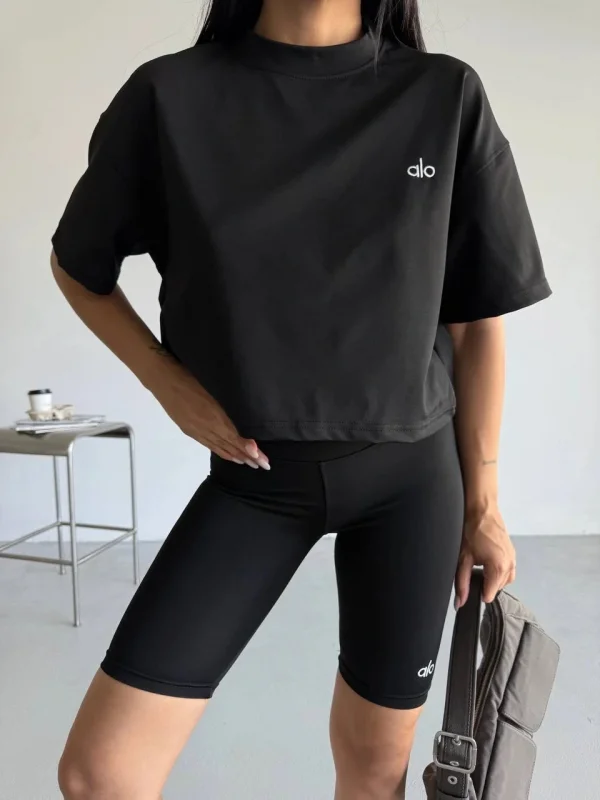 Kadın Yüksek Bel Toparlayıcı Spor Biker Şort 5 Diz Üstü Kesim