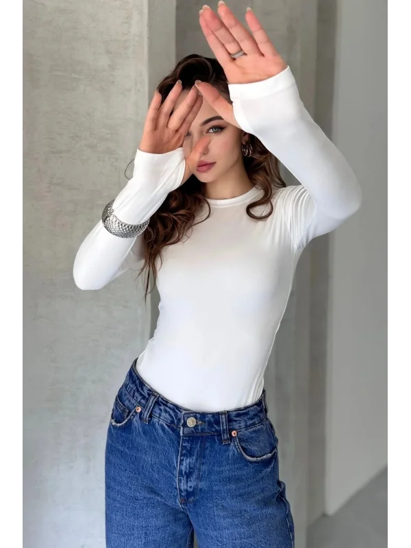 AO Bisiklet Yaka Parmak Detaylı Uzun Kollu Esnek Spor T-Shirt Body