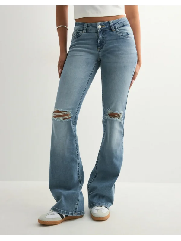 Düşük Belli Dikişli Yırtık Diz Bootcut Kot Pantolon