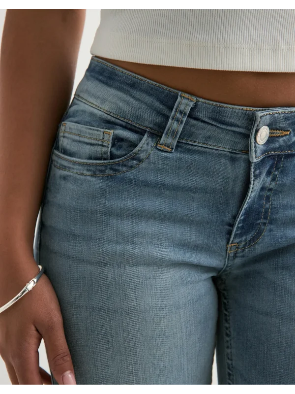 Düşük Belli Dikişli Yırtık Diz Bootcut Kot Pantolon