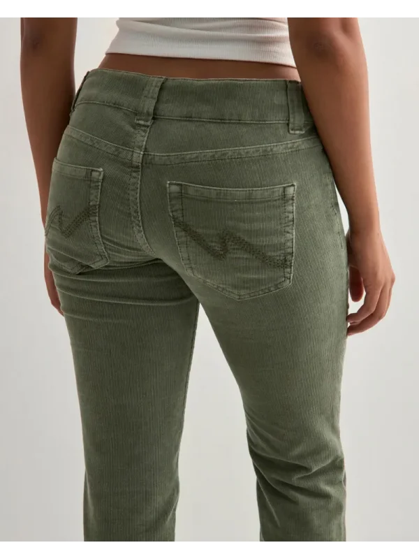 Düşük Bel İspanyol Paça Kadife Çift Dikişli Flare Pantolon