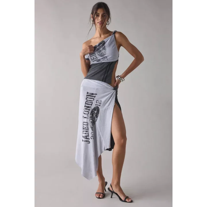 Asimetrik Tasarımlı Kontrast Renkli Crop T-Shirt