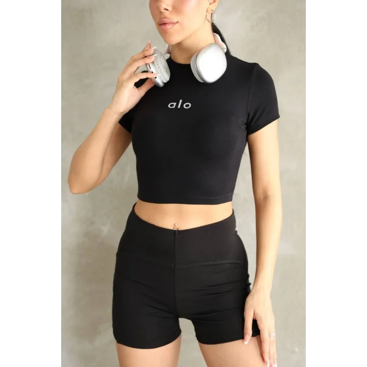 Kadın Bisiklet Yaka Kısa Kollu Basic Crop Top Tişört