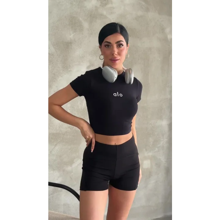 Kadın Bisiklet Yaka Kısa Kollu Basic Crop Top Tişört