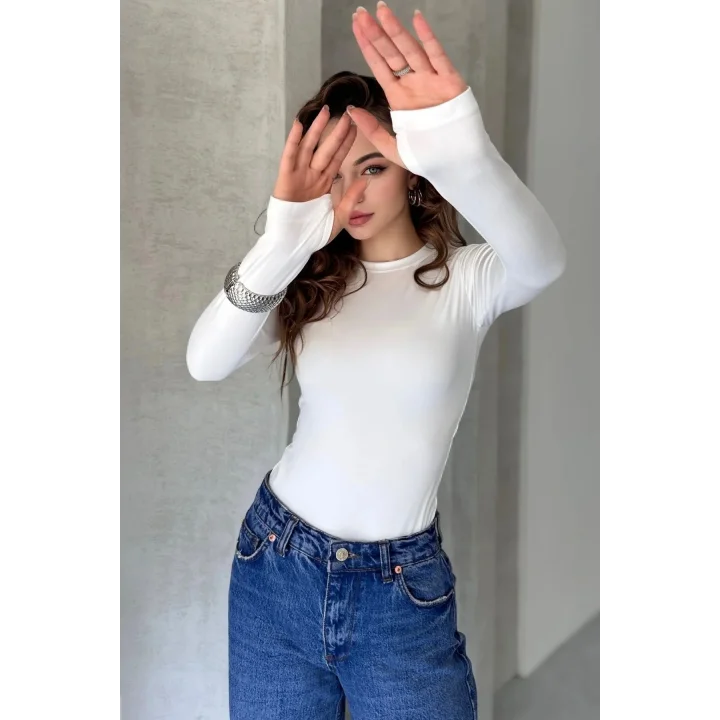 AO Bisiklet Yaka Parmak Detaylı Uzun Kollu Esnek Spor T-Shirt Body