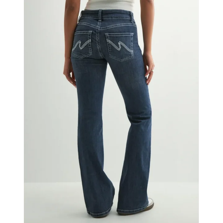 Düşük Bel Bootcut Arka Cep Detaylı Koyu Kot Pantolon