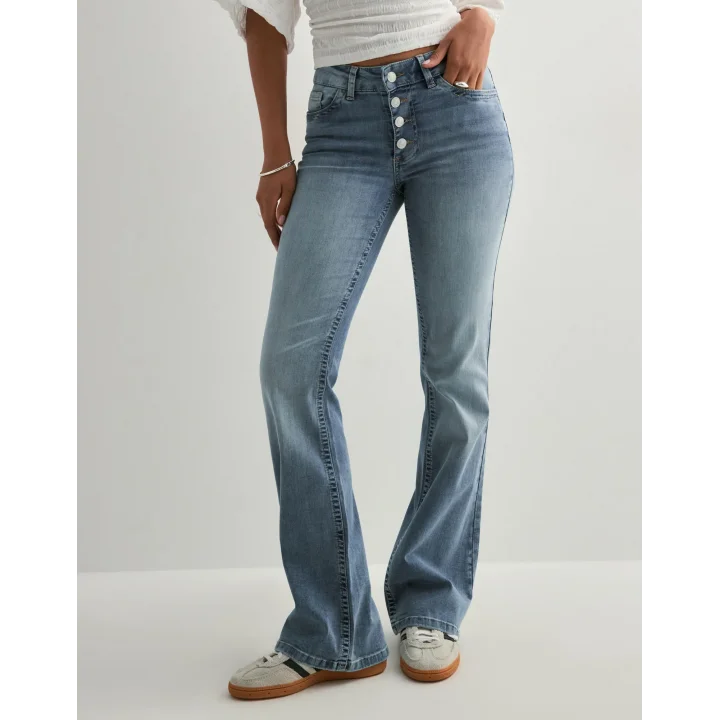 Kadın Yüksek Bel Düğme Detaylı Bootcut jean pantolon -Açık mavi