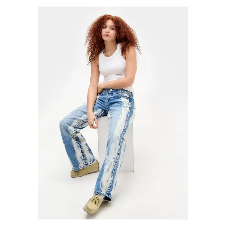BDG Beyaz Parça Boyalı Düşük Bel Baggy Jean