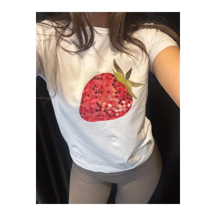 Beyaz Çilek Baskılı Basic Baby Tee Tişört