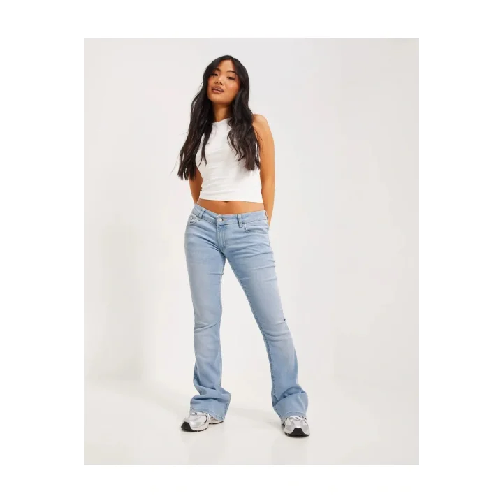Düşük Bel Açık Mavi Bootcut Jean