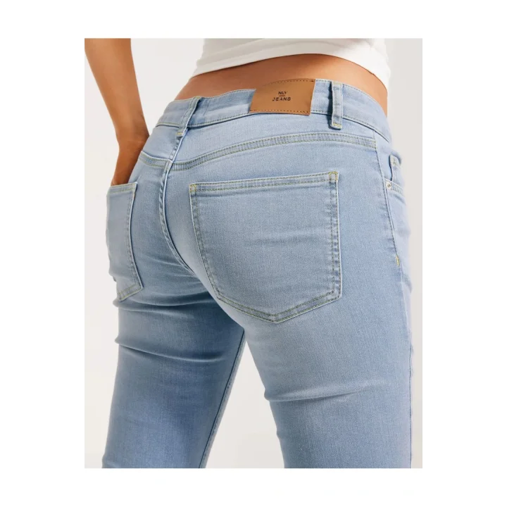 Düşük Bel Açık Mavi Bootcut Jean