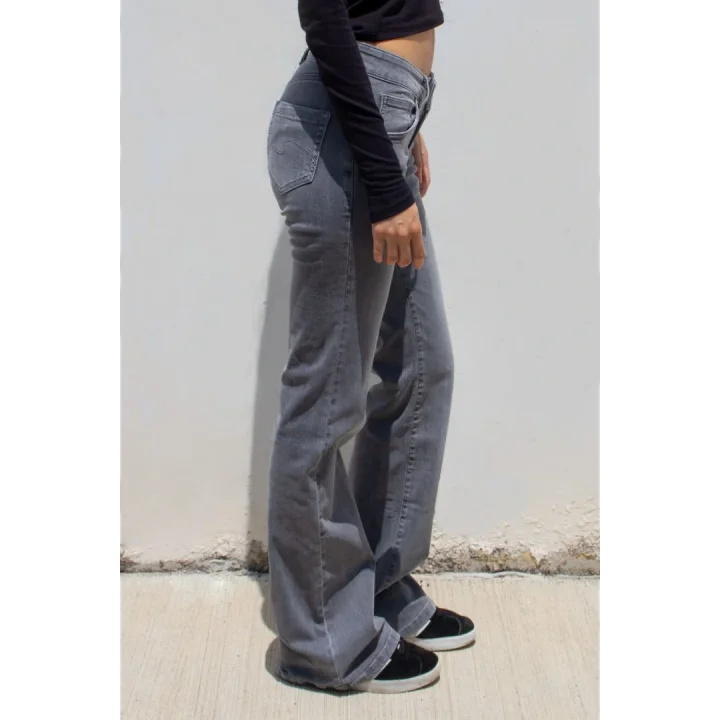 Düşük Bel Gri Düz Paça Jean Pantolon