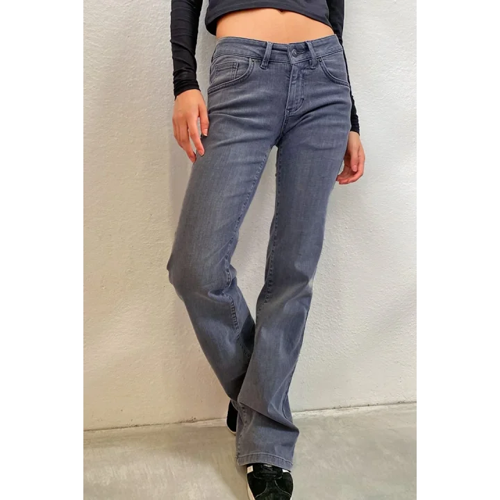 Düşük Bel Gri Düz Paça Jean Pantolon