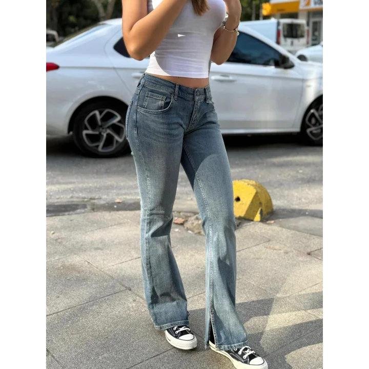 Y2K Retro Düşük Bel Paça Yırtmaçlı Açık Mavi Bootcut Jean Pantolon