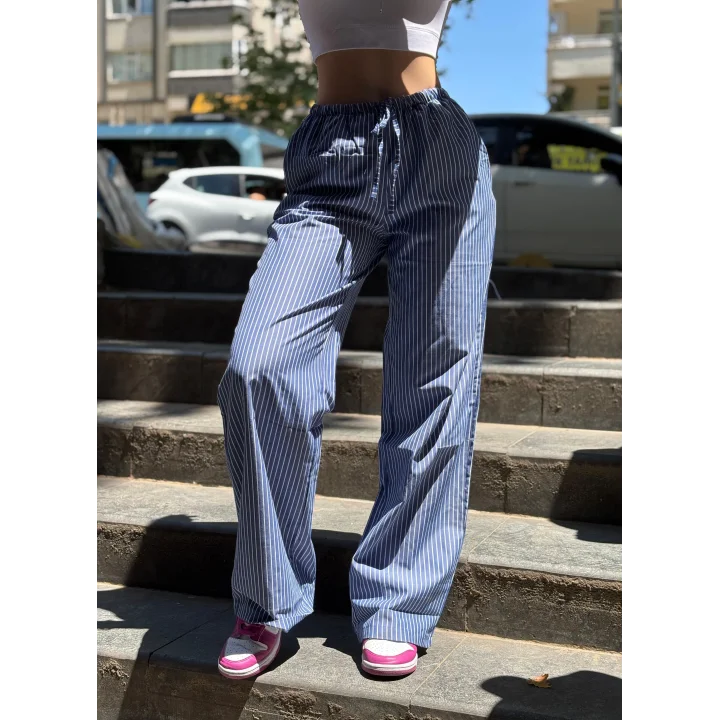 Kadın Mavi Beyaz Çizgili Yüksek Bel Beli Bağcıklı Rahat Kesim Yazlık Pantolon