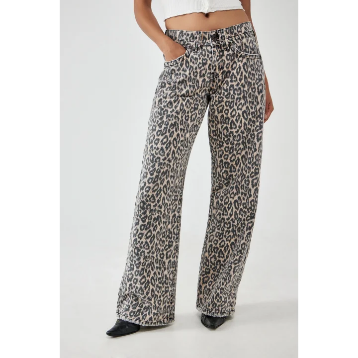 Leopar Desenli Düşük Bel Kot Pantolon