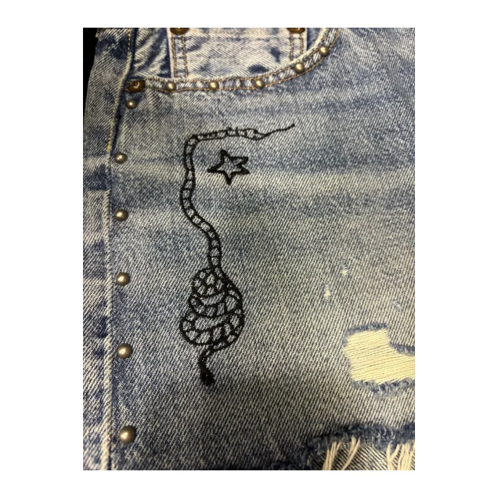 Lev!s Yılan Desenli Mini Kot Şort