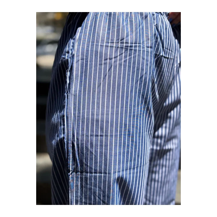 Mavi Çizgili Keten Kumaş Bağcıklı Pantolon