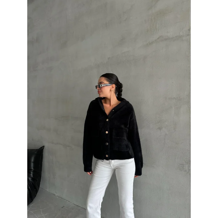 Siyah Yumoş Kapüşonlu Ceket