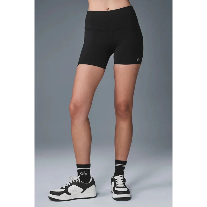 Tayt Şort Unisex Siyah Likralı Yoga Spor & Günlük Kombin