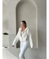 Beyaz Yumoş Kapüşonlu Ceket