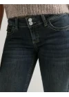 Düşük Bel Bootcut Arka Cep Detaylı Koyu Kot Pantolon