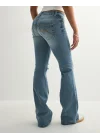 Düşük Bel Bootcut Kadın Kot Pantolon – Esnek Denim, Yırtık Diz Detaylı, Mavi