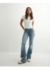 Düşük Bel Bootcut Kadın Kot Pantolon – Esnek Denim, Yırtık Diz Detaylı, Mavi