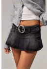 Kemerli Pileli Mini Denim Şortlu Etek