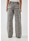 Leopar Desenli Düşük Bel Kot Pantolon