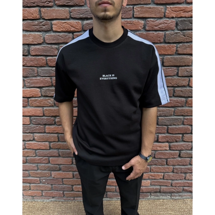 Black İs Baskı Detay Tshirt