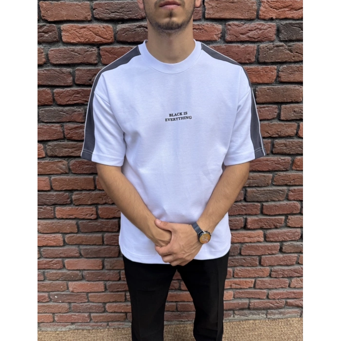 Black İs Baskı Detay Tshirt