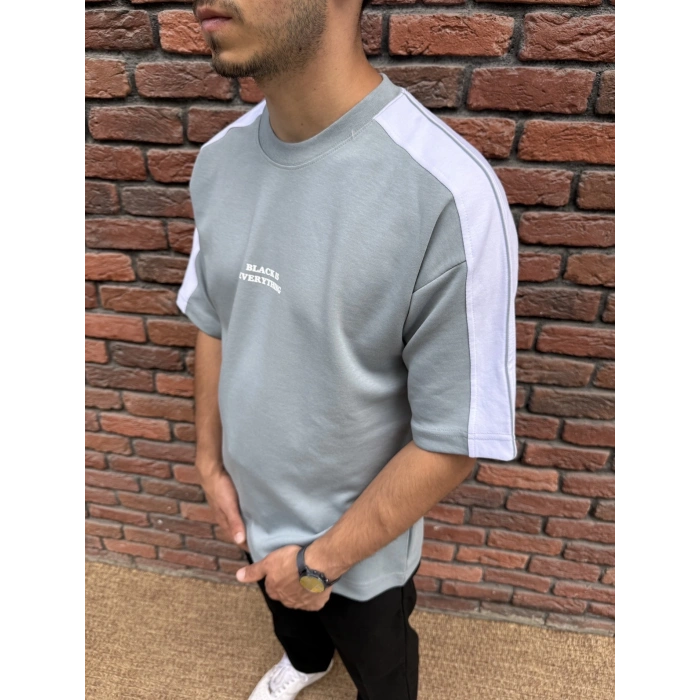 Black İs Baskı Detay Tshirt